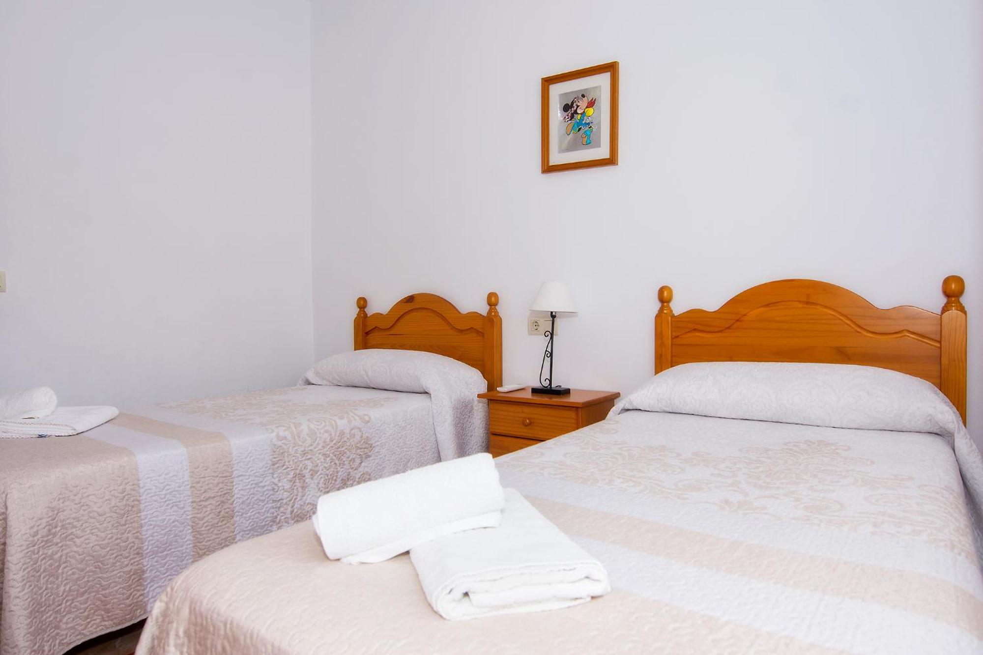 Apartamentos Sol Andaluz 카로보네라스 외부 사진