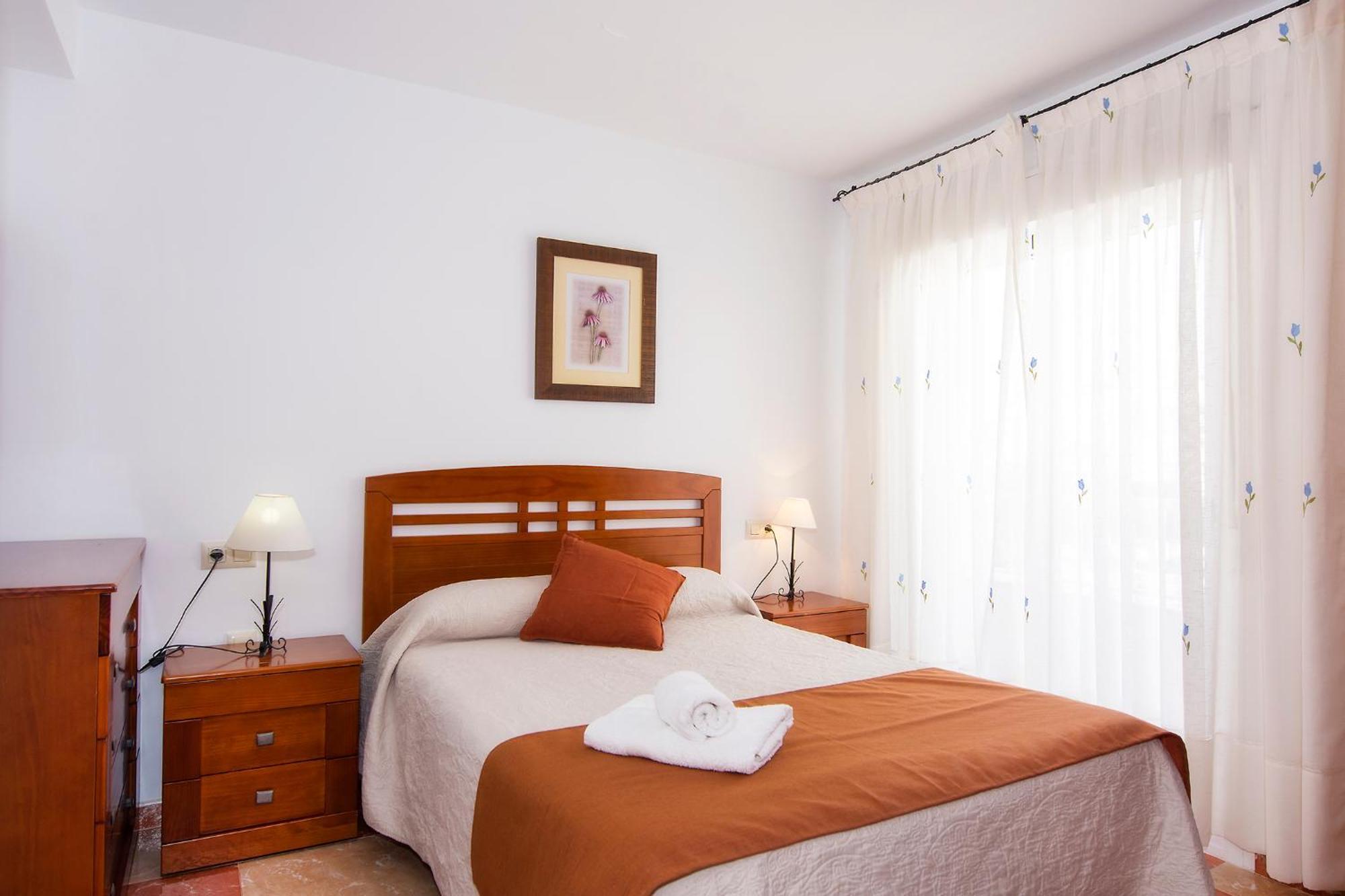 Apartamentos Sol Andaluz 카로보네라스 외부 사진